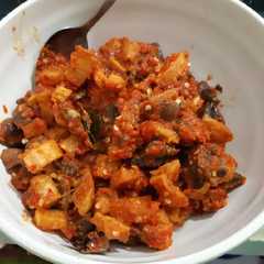 รูปของ Sambal Goreng Kentang & Ati Ampela with Olive Oil
