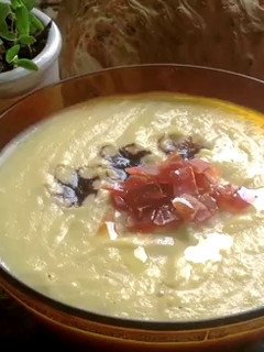 Una foto de Crema de apio