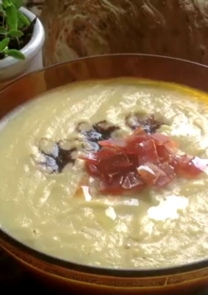 Una foto de Crema de apio