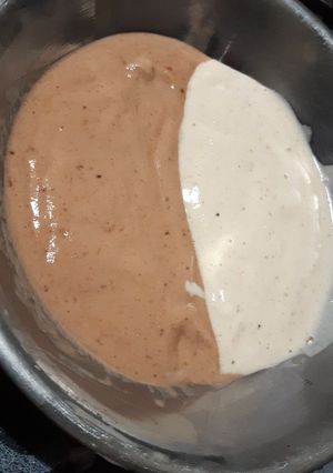 Una foto de Helado de banana y de banana con chocolate, dos ingredientes