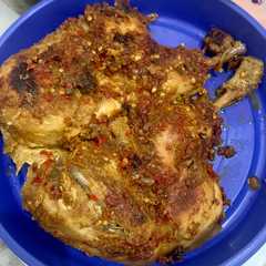 A picture of Ayam Taliwang.