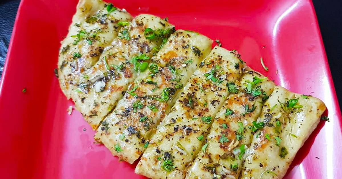 Domino's Style Cheesy Garlic Bread Recipe by Sudeshna Rajib Das Cookpad