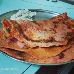 A picture of Beetroot Uttapam.