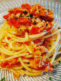 Foto di Spaghetti pomodorini e tonno