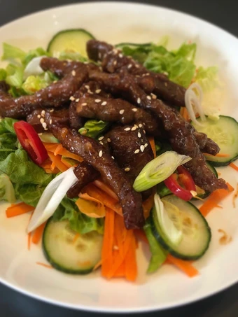 Easy Steps to Make Recipe Crispy Fried Beef Salad that is So Delicious, Can Spoil the Tongue}