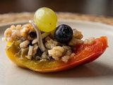 Tomates Rosa Rellenos de Ensaladilla de Arroz