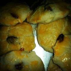 A picture of Naan Khataai.