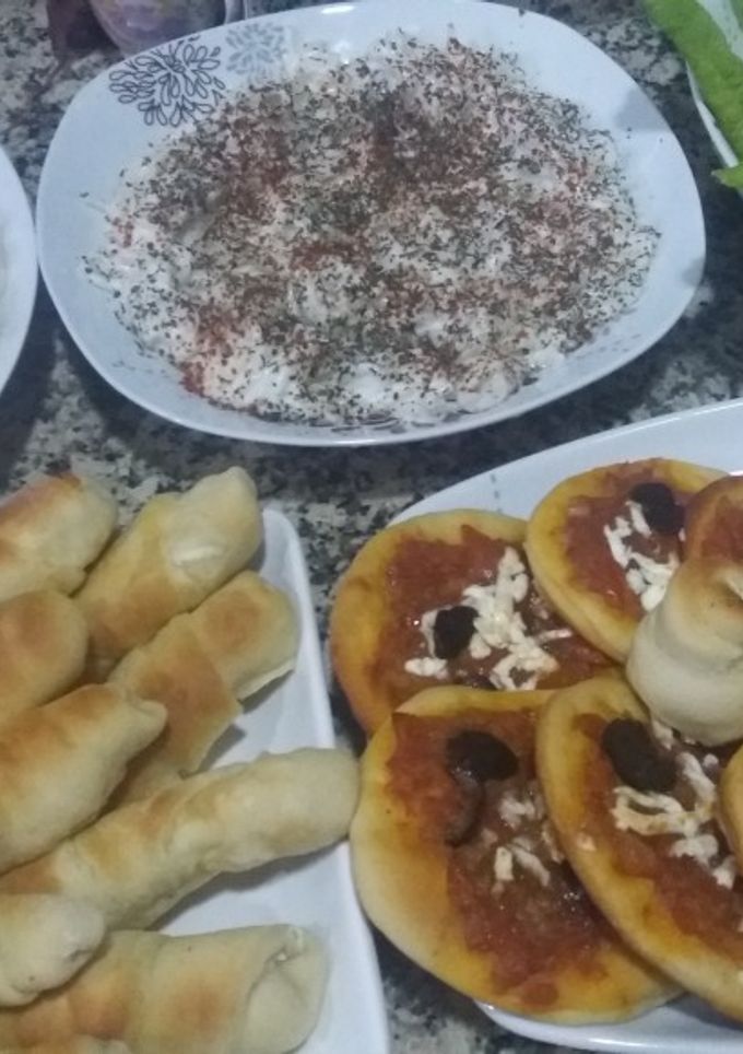 صورة لوصفة بيتزا ميني خفيفة وفطاير
