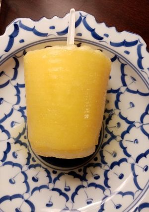 ম্যান্গো পপসিকাল (Mango Popsicle) 🥭 রেসিপির প্রধান ছবি
