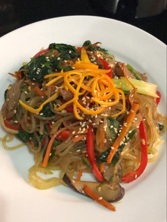 Foto resep Japchae (stir fried glass noodle)