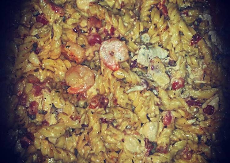 Recipe: Yummy Cajun chicken shrimp and bacon pasta