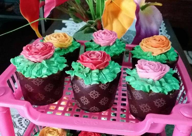 Flowers cup cake