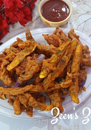 A picture of Long Purple Eggplants Pakoras.