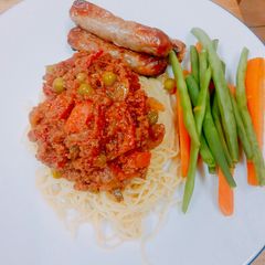 A picture of Spaghetti bolognese with sausages - Abujamoms.