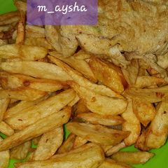 A picture of Chips and egg.