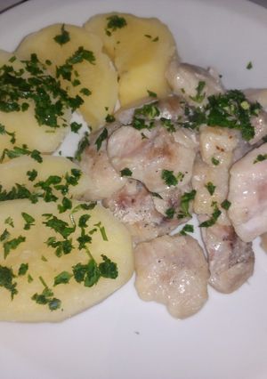 Una foto de Cachetes de pollo de mar fritos