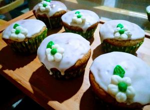 Una foto de Muffins de Amapola, Yogurt y Limón