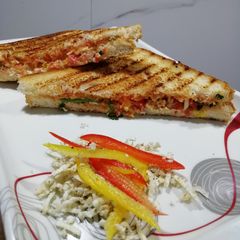 A picture of Curd paneer sandwich.