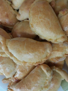 Una foto de Empanadas de Jamón y Queso 🇵🇪