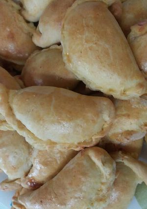 Una foto de Empanadas de Jamón y Queso 🇵🇪