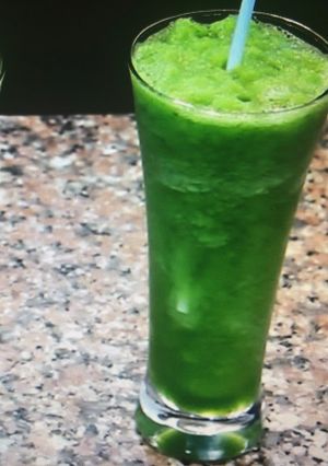 A picture of Mint lemonade drink.
