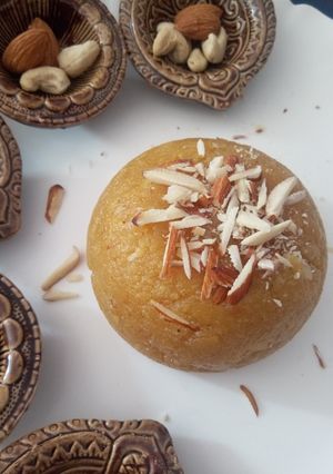 A picture of Mung dal halwa.