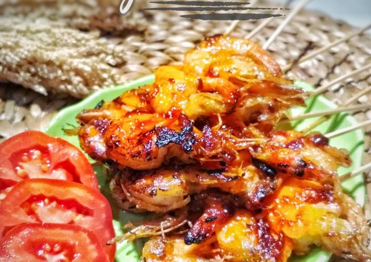 Bagaimana Menyiapkan Udang Bakar Madu Anti Gagal