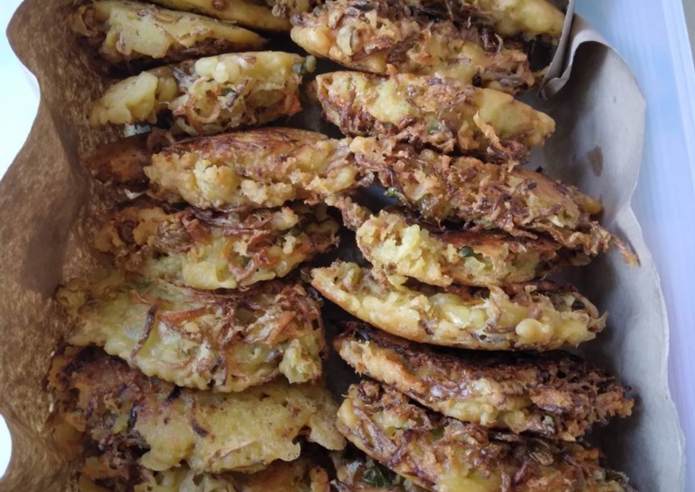 Kue sayur (ote2 atau bakwan)