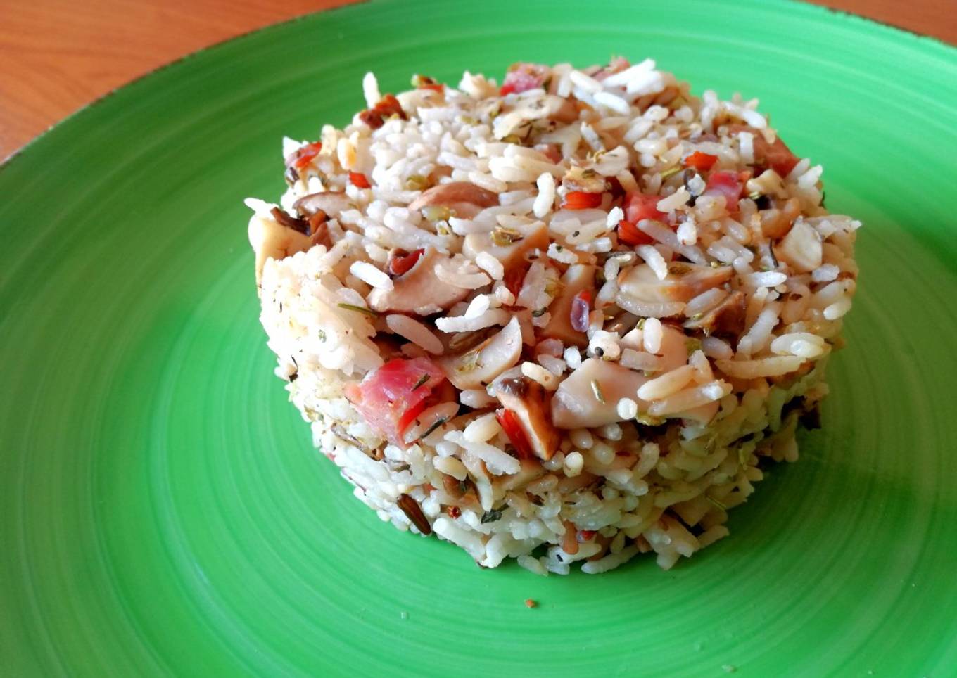 Arroz basmati con shiitake y setas de cardo