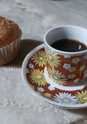 Une photo de Madeleines économiques au blender ou mixeur ☕