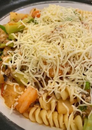 Foto de Massa com Camarão e Legumes