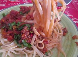 Una foto de Salsa ragú para acompañar pastas