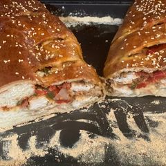 A picture of Joeys Stromboli.