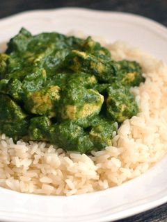Indiai spenótos csirke recept fotója