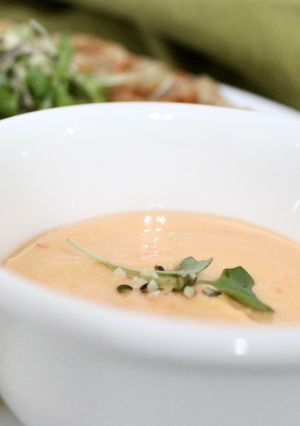 Una foto de Hummus de Pimiento Rojo 🫑