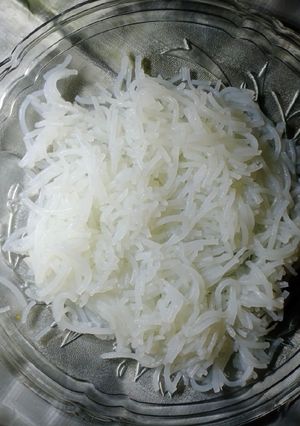 A picture of Falooda sev without machine.