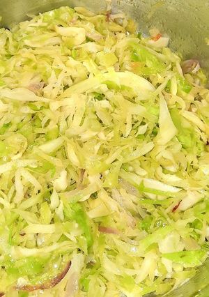 A picture of Fried cabbage.