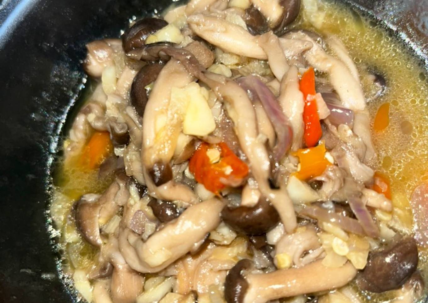 Jamur Shimeji Tumis (pedas)
