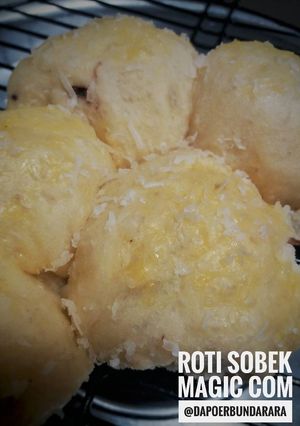 Foto resep Roti Sobek Magic Com