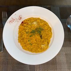 A picture of Saffron (cheaters) risotto.