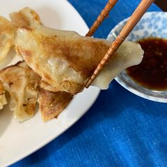 A picture of Gyoza (pork dumplings).