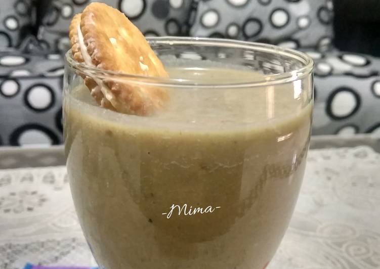 7. Smoothies Kacang Hijau