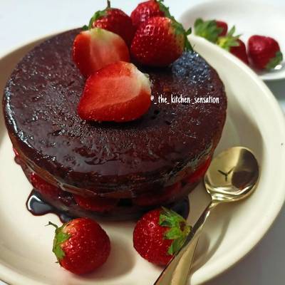 Dark Chocolate Strawberry Cake – Shree Mithai