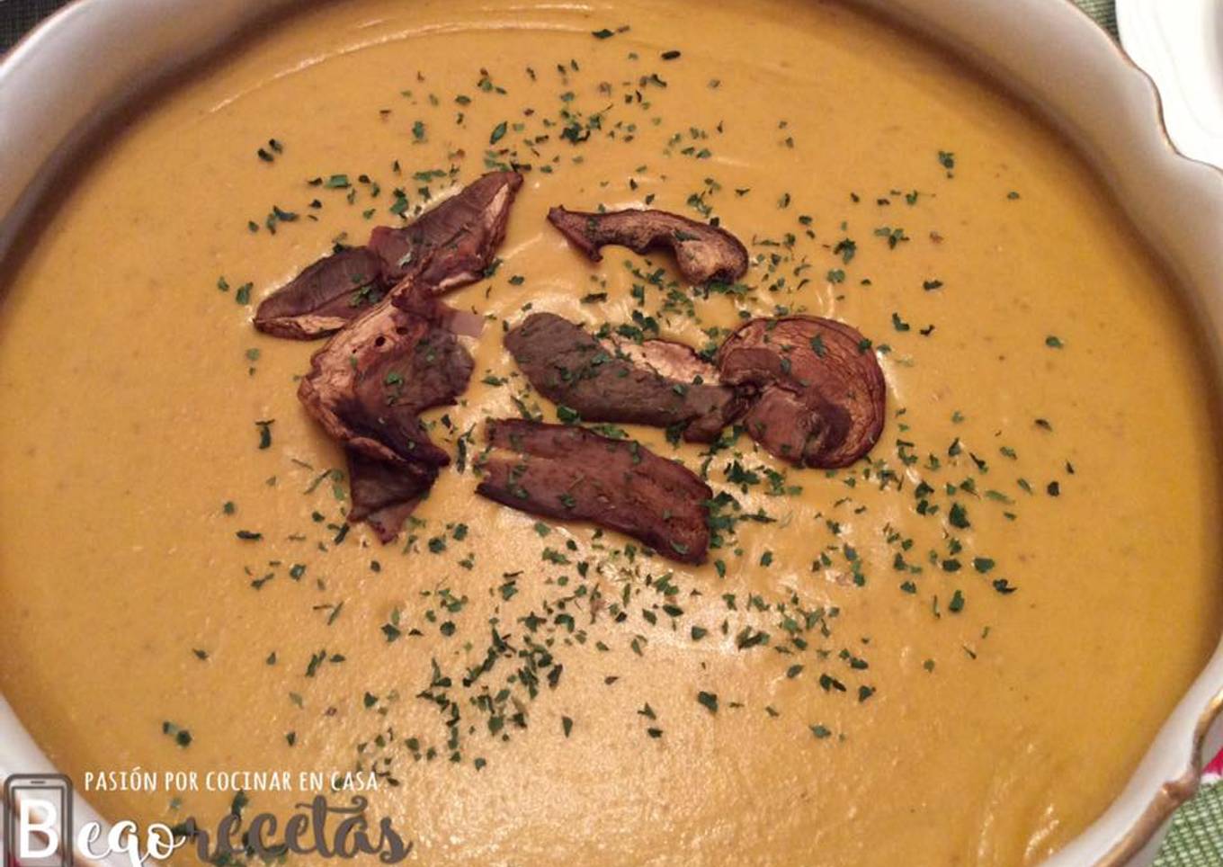 Crema de calabaza y boletus