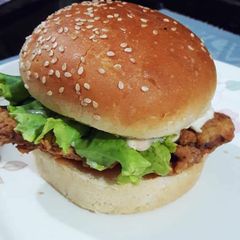 A picture of Zinger burger.