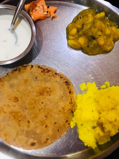 ફરાળી થાળી રેસીપી મુખ્ય ફોટો