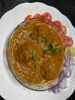 पालक पनीर कोफ्ता करी (Palak Paneer Kofta curry recipe in Hindi) रेसिपी मुख्य फोटो