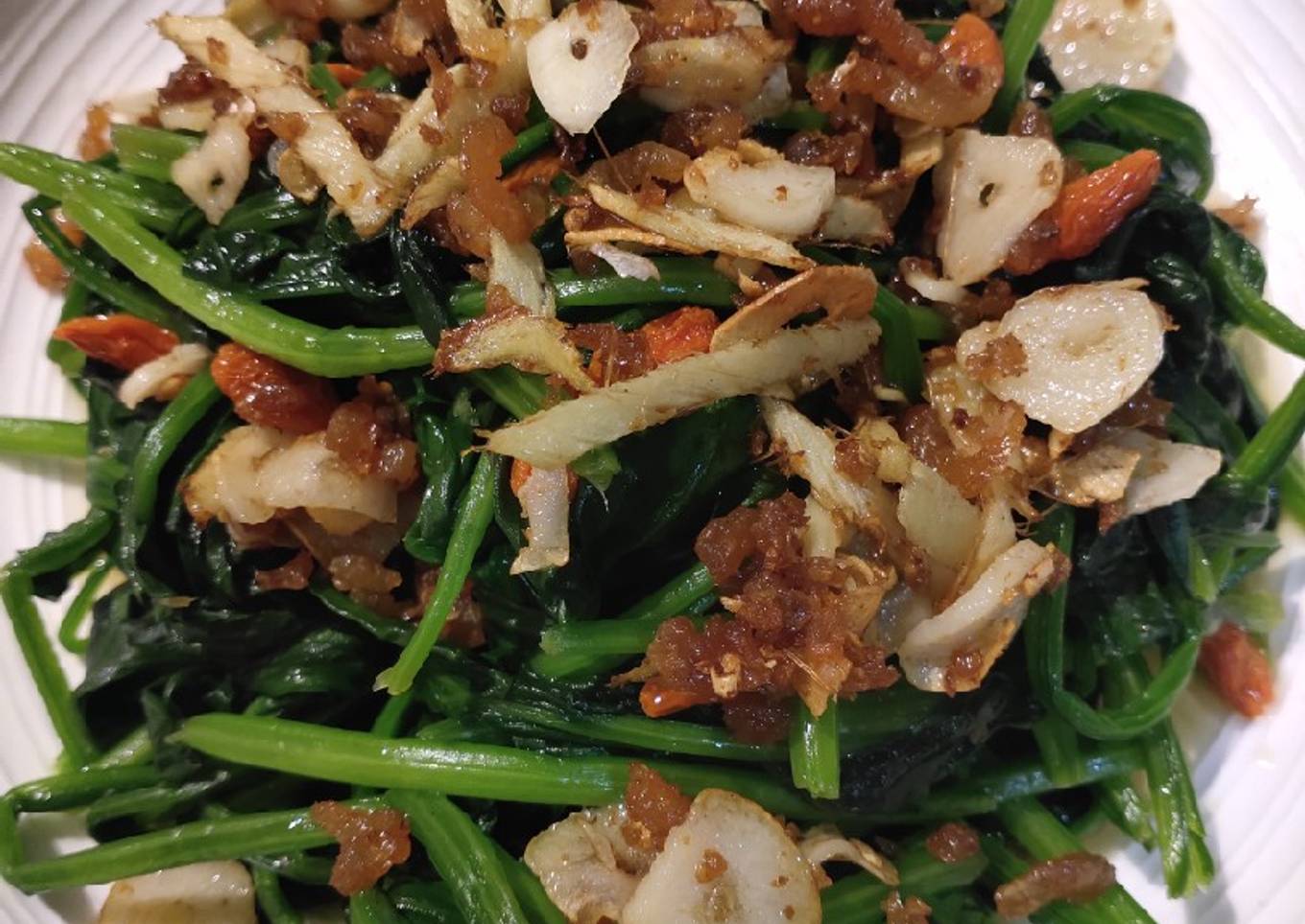 Sauteed Spinach in Oyster Sauce