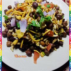 A picture of Chatpati Bhel Puri.