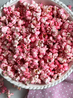 Una foto de Palomitas Barbie rosas